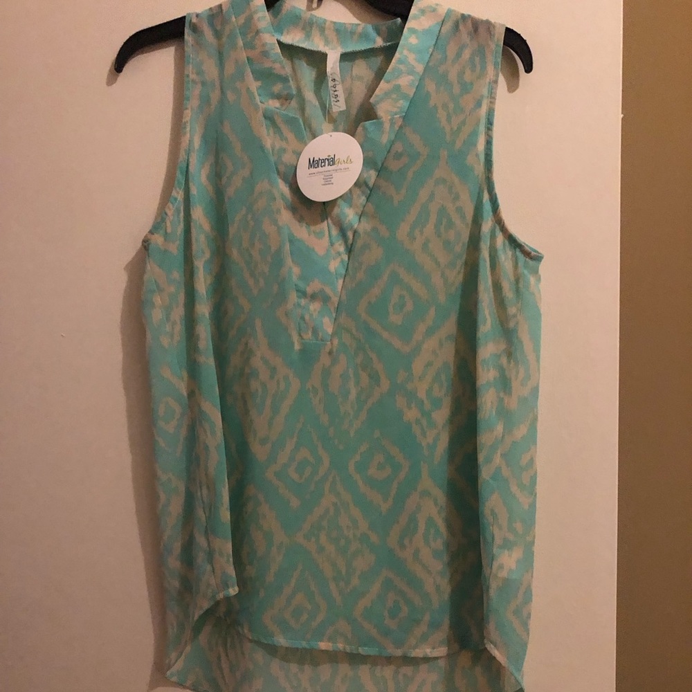 Point  -  Green and Cream blouse size L